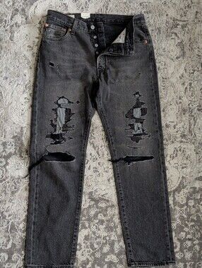 Men's Levi's 501  Distressed Black Jeans Button Front Straight Jeans NWT 33x32